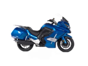MITT GT-K en color azul metalizado, moto de turismo con diseño aerodinámico y motor bicilíndrico de 730 cc